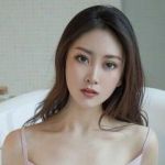 白衣校花的所有相册