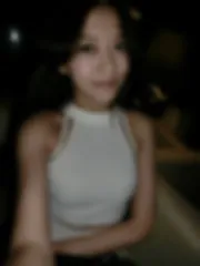 长发飘逸 妩媚朦胧美自拍照