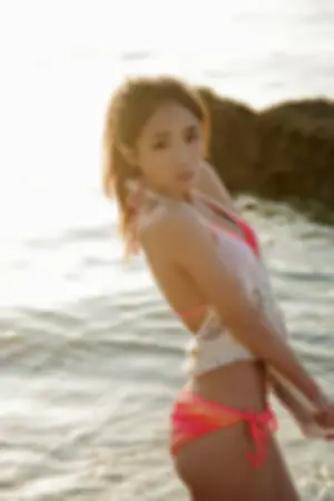 台湾32D正妹的俏皮私房照