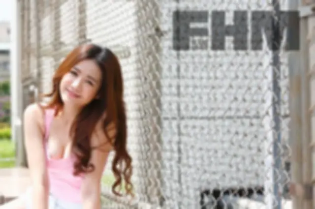FHM劳军正妹初夏解放