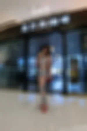 性感美女微博工作自拍图集