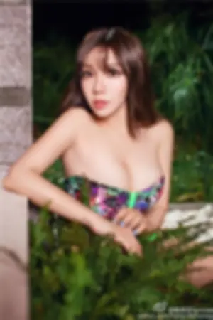 e- 平面模特性感个性写真图片