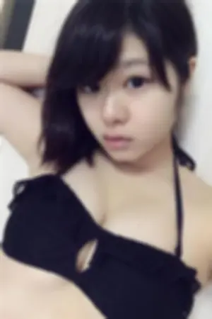 肉感小美女私房照