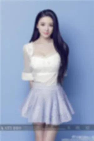 气质美女诱人美腿写真图片