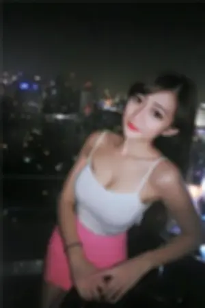 淡江D奶比基尼美图