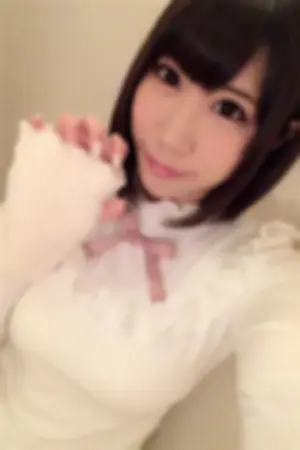 巨乳声优俏皮私房照