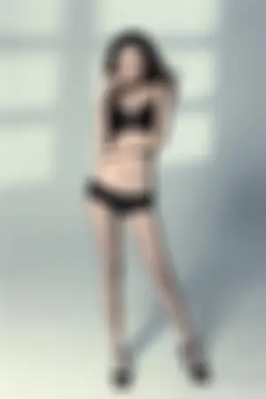 兔小美(张璐瑶)- 最美事业线的汽车模特