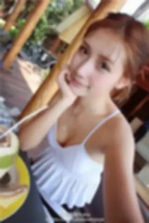 Rukia- 天使脸孔电眼正妹showgirl