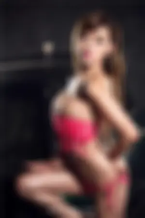 Paris 香车美人性感喷血诱惑