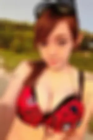 雷亚妃Faye 34F胸猛DJ女神！陪你嗨翻一整夜！