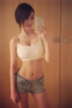 Crysta1Lee 超正逆天身材 简直是仙女下凡！