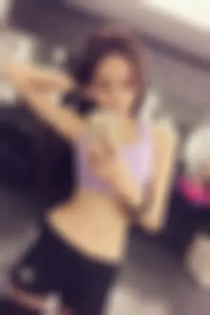 Amber 超正的长腿美女