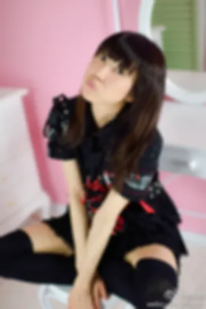 绝对领域 Cosplayer学生制服写真