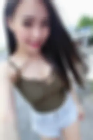 婀娜多姿的甜美马来西亚正妹