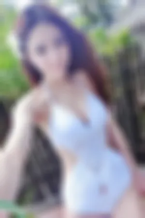 星云颜值-海边泳装爆乳自拍