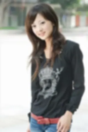 台湾清纯美女果子MM张凯洁服饰图集