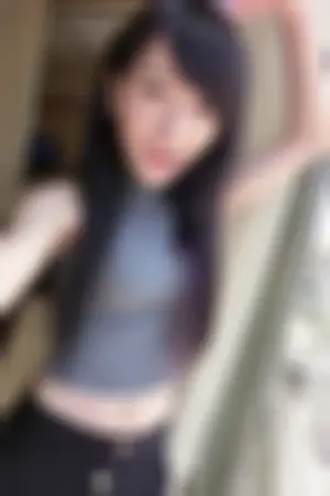 娇小玲珑的外拍主播