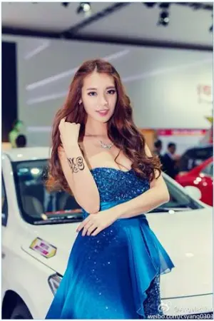 高挑迷人写真 陈思杨