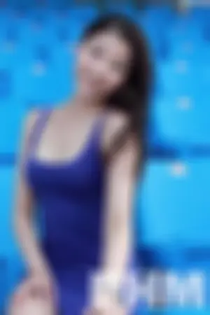 恩齐儿 容貌和身材都超犯规的理工科美人