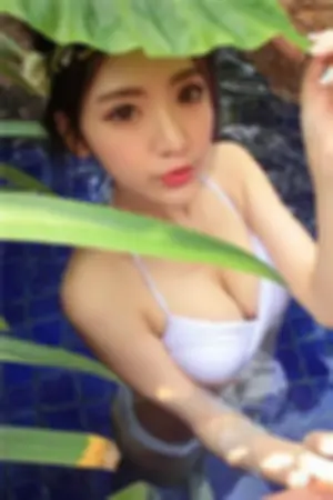 台湾最正英雄联盟美女玩家