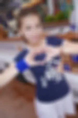 Tung彤 日系大眼美女