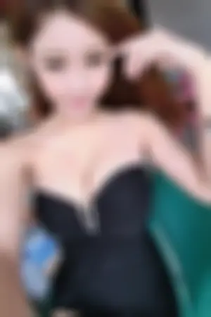 极致俏皮的台湾车模