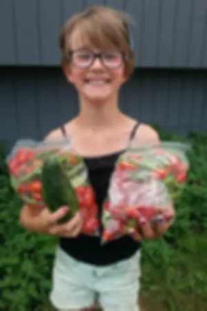 种菜建房生活照