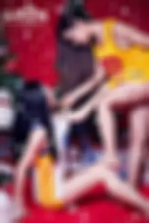 圣诞大战～酥胸美腿好身材