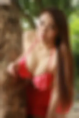 Ruby D杯妹子比基尼大解放