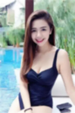 Tziaaa 绝对浪漫主义的大马正妹