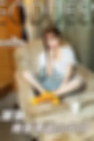 [TouTiao]头条女神 2016-10-07 唱歌的洛丽塔