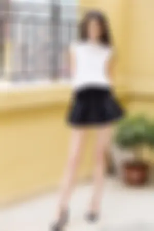 何景宜 高挑美人微博美照