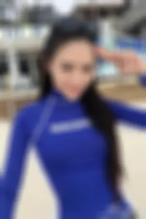 Rebecca 微博私房照