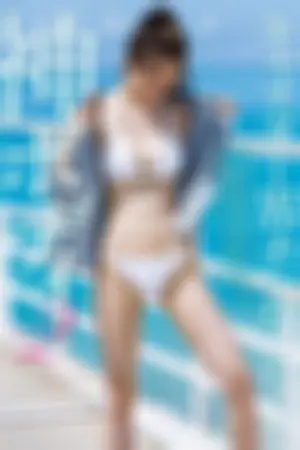 伊东纱冶子 令人瞩目的主持界的No.1身材