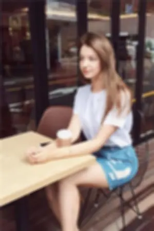 俄罗多姿的可爱美女