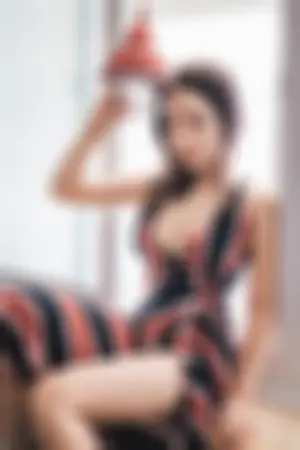 Clarisse 会巴西柔术的华裔正妹