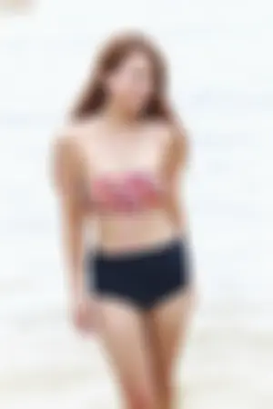 钟晴 招牌笑容迷人写真