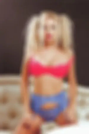 Anita Imerlin 登上花花公子封面的俄罗斯嫩模