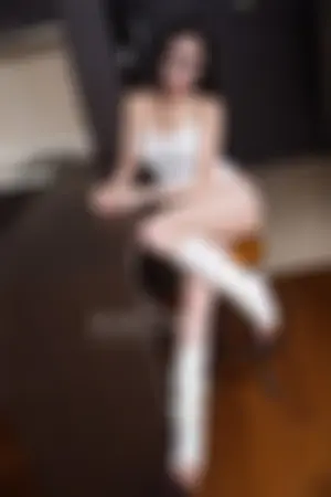 [TouTiao]头条女神 2017-01-31 湿身露出