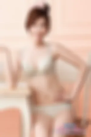 代言少女内衣品牌嫔婷 性感写真