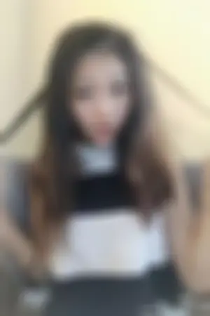 美腿宝贝俏皮生活照