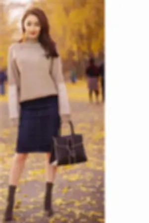 reny 气质美女私房照