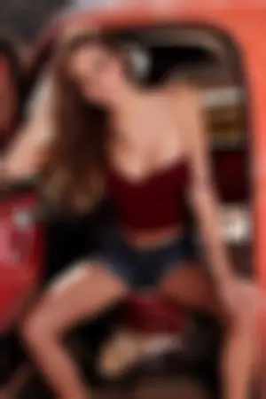 Maxim埃及版杂志封面女郎