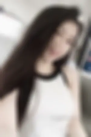 越南正妹 混血五官精致而脱俗