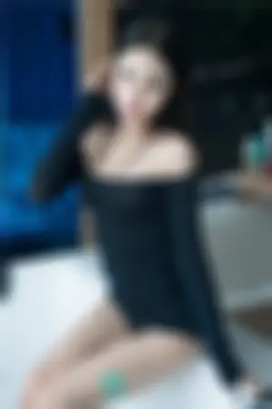 [QingDouKe]青豆客 2017.05.31 黑杉红肚兜写真