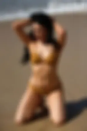 伊德混血模特 FHM男人帮性感比基尼惹火写真