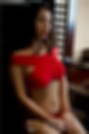 [Ugirls]尤果网 U.268 2017.04.26 茉莉火红色比基尼 遮挡不住的完美曲线