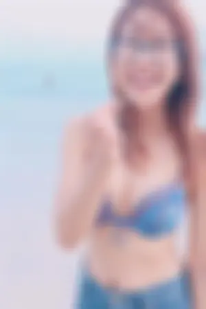 眼睛娘 接地气的泰国女孩