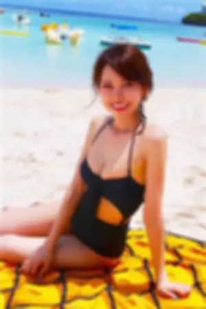 C CHANNEL当红博主爱美美妆私房照