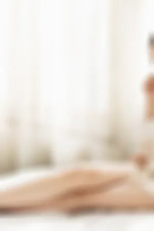 楚乔传蒙枫 苑子艺性感黑白时尚大片